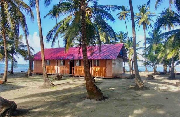 3-Day San Blas Islands Tour – Shared Cabin + Meals + Boat Tour