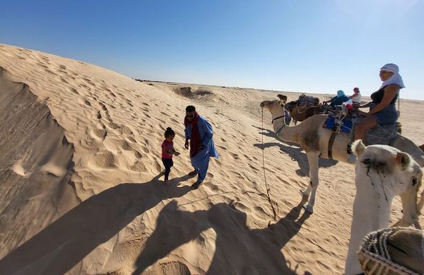 2-Day 1-Night Tour Sahara Sunset Experience El Jem & Kairouan