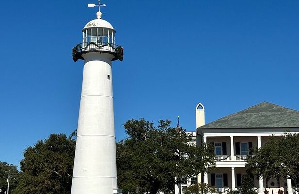 Coastal Charms: Biloxi, Ocean Springs Private Day Tour