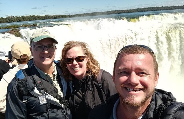 PRIVATE tour in Iguassu Falls side Argentine