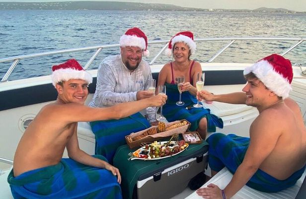 Luxury and Private Snorkel with Beach and Sunset View
