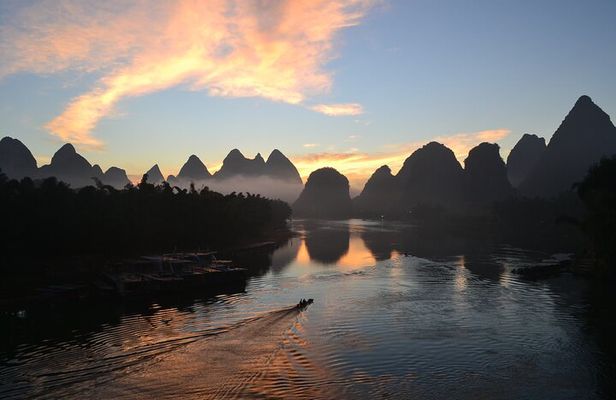 Yangshuo’s Gems: Li River Boat, Xianggong Hill &Yulong Biking