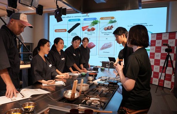 Umami Workshop in Tokyo: Make Dashi & Oyakodon