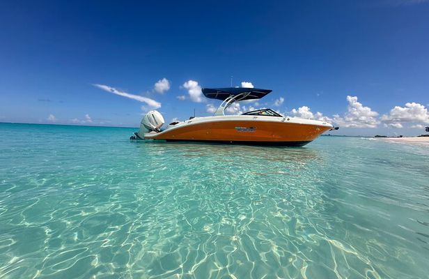 Half Day Private Sun and Snorkel exploring the Turks and Caicos