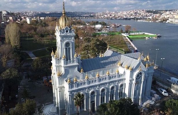 Istanbul Heritage - Full Day Bus and Boat Tour
