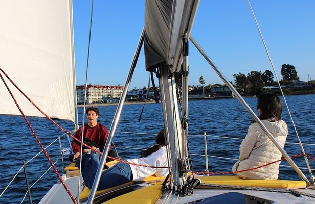 2.5 Hour Private Sunset Sailing Tour in San Diego up to 12 guests