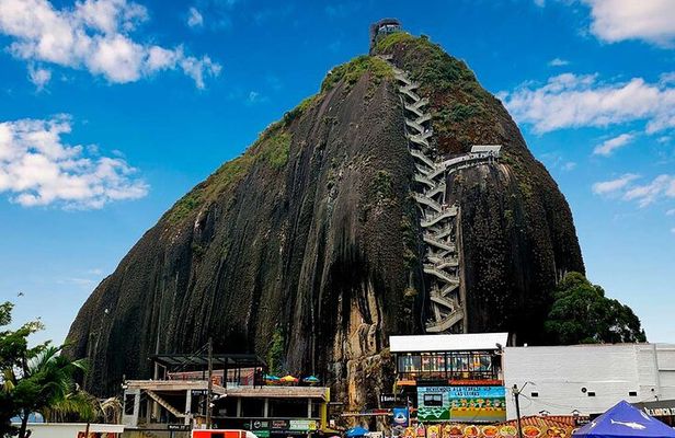 Customizable Guatapé and El Peñol Tour from Medellin