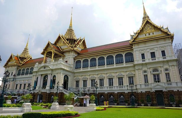 Bangkok By Boat: Royal Grand Palace and Emerald Buddha Tour