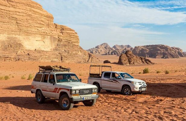 One Day Petra and Wadi Rum with Pick Up