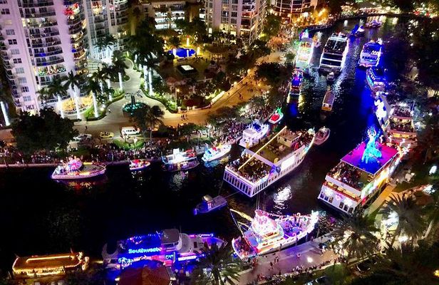 Sea Rocket Intracoastal Holiday Lights Cruise in Fort Lauderdale