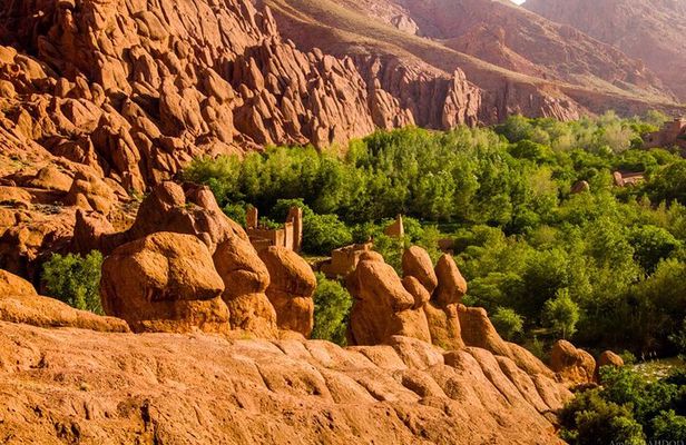 Private Luxury 3-Day Merzouga Local Family Lunch & Camel Trekking