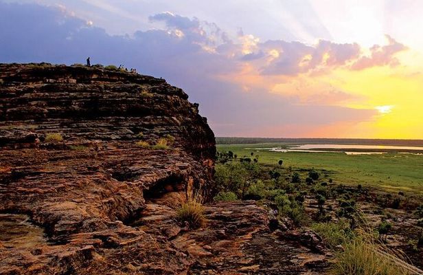 Kakadu National Park Full Day Tour + Yellow Water River Cruise