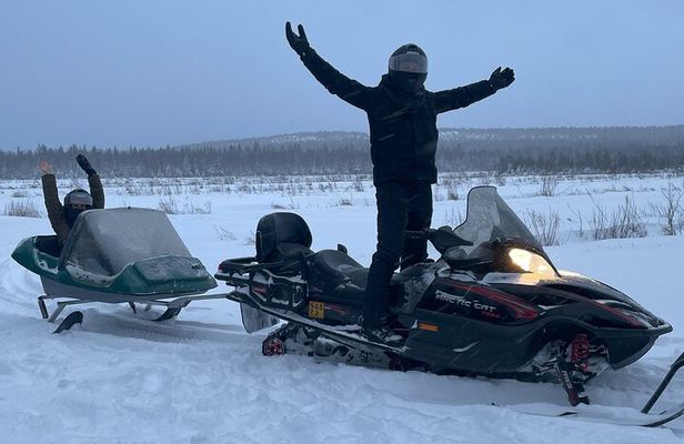Snowmobile drive experience