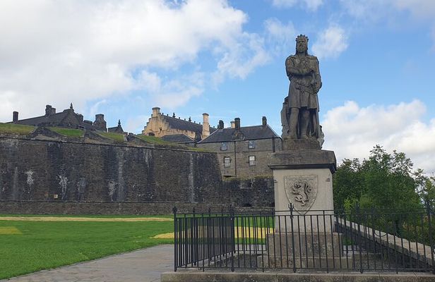 Stirling and Loch Lomond. Myth, Royalty, Scenery and Whisky