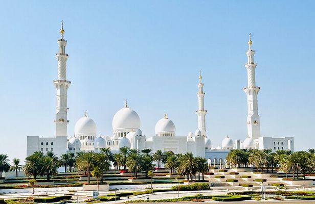 (Private) Abu Dhabi Sightseeing Tour from Dubai