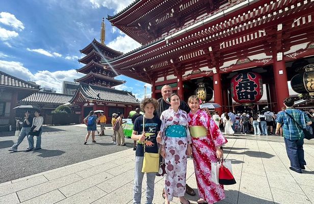 Asakusa Kimono &Tea Ceremony Private Cultural Tour by Local Guide