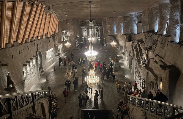 Wieliczka Salt Mine Guided Tour with Private Transportation