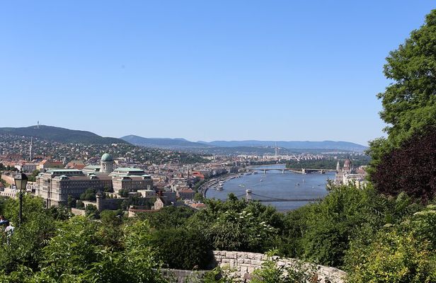Budapest on an ebike with great views over the city