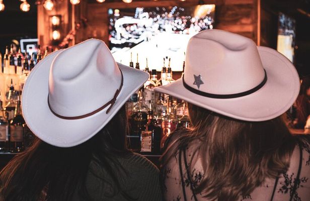 Cowboy Pub Crawl Nashville