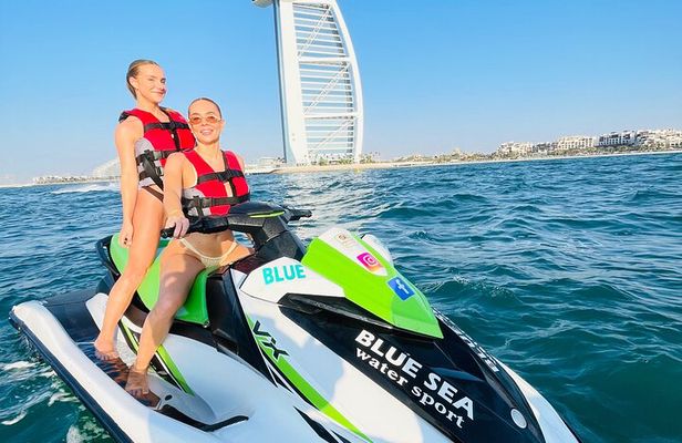 Jet Ski Tour in Dubai duration 30min Burj Al Arab