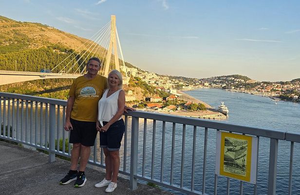 Dubrovnik Sunset Tour with Scenic Views and Local Wine