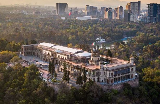 Chapultepec Castle and Anthropology Tour, starting from CDMX