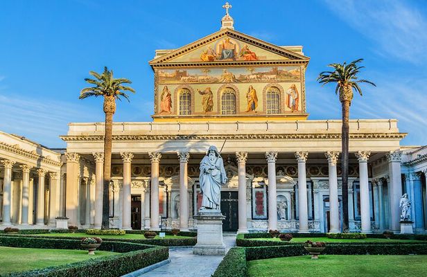 Rome: 3 Papal Basilicas & Holy Stairs Tour with Minivan Transfers
