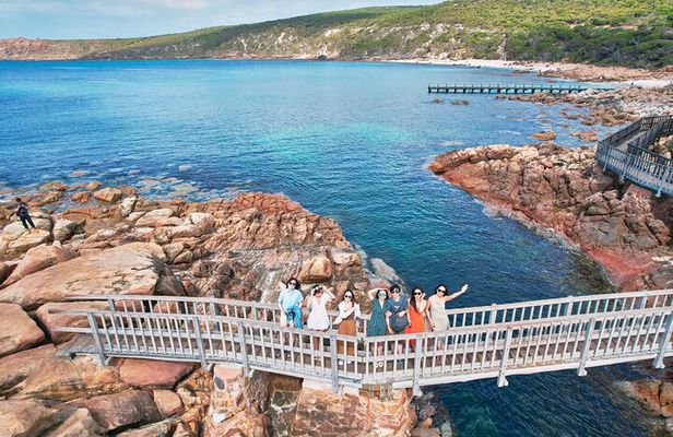 Margaret River Day Tour: Wine, Jetty Train & Canal Rocks