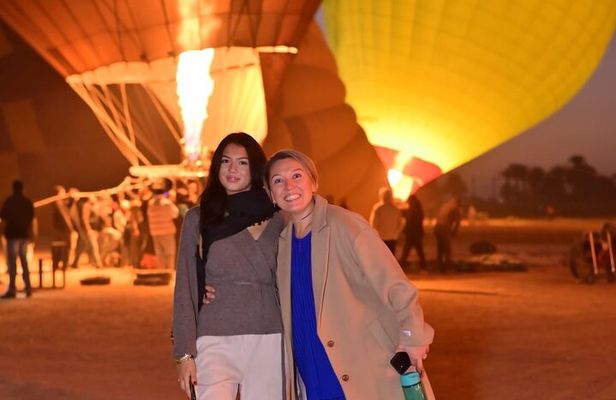 Luxury Sunrise Balloon Ride in Luxor with Hotel Pickup & Drop-off