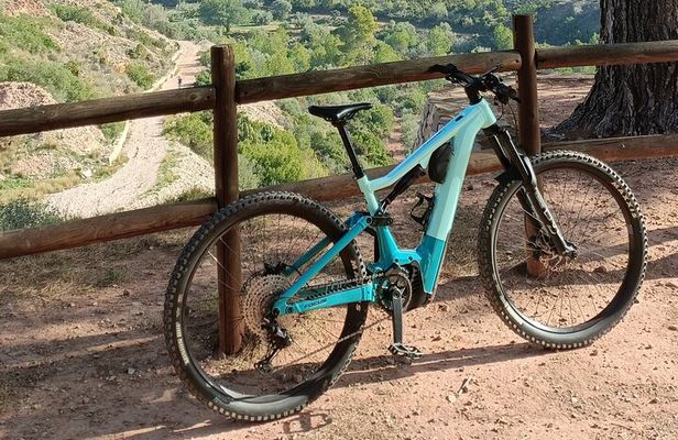 Valencia: E-Bike Mountain Tour with Hotel Pickup