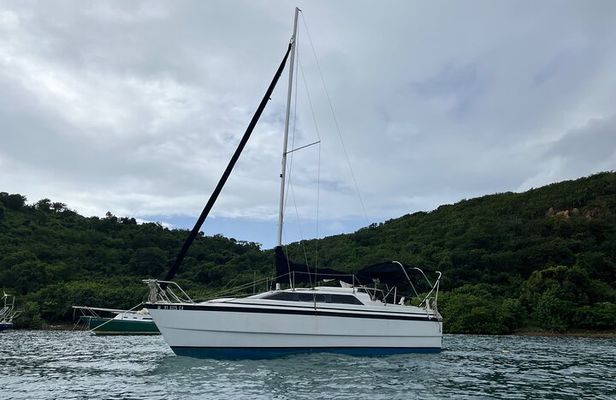 Private Boat Chartering Treasure & Hoping Secret Deserted Islands