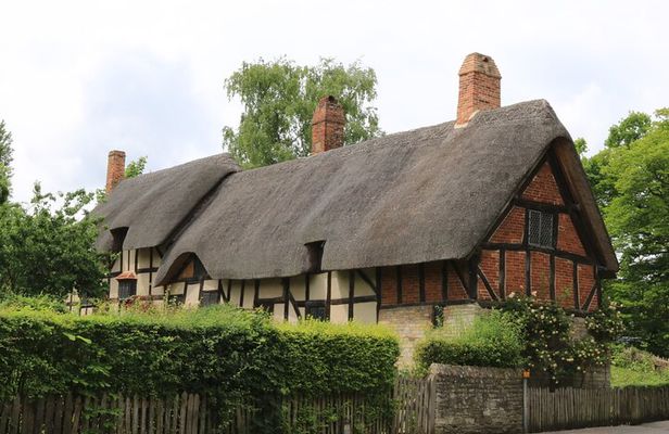 From London Oxford, Stratford, and Cotswolds Private Day Trip
