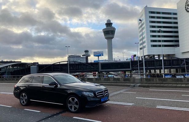 Private Tulip & Windmill Layover Tour from Schiphol Airport