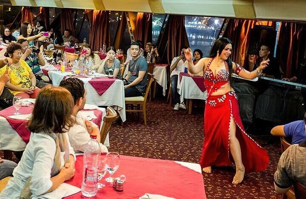 5 Star dinner cruise on the Nile river with entertainment