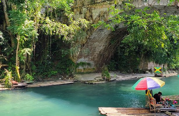 Great River Bamboo Rafting & hipstrip Tour