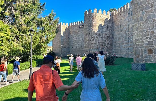 Toledo, Segovia and Avila from Madrid with Tickets and Lunch