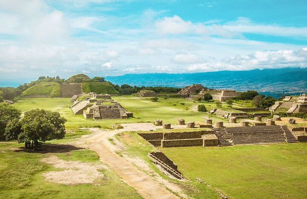 Zapoteco Legacy Tour