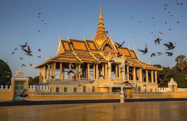 Phnom Penh Full Day Private Tour