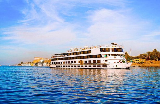 3 Night Nile Cruise from Aswan to Luxor with Private Guided Tours