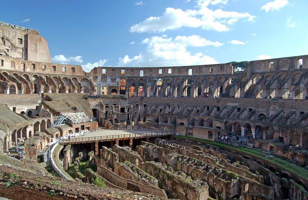 Colosseum Access with Roman Forum&Palatine Hill with Audio guide.