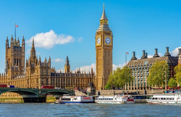 Changing of the Guard, Big Ben, Thames & Tower of London Tour