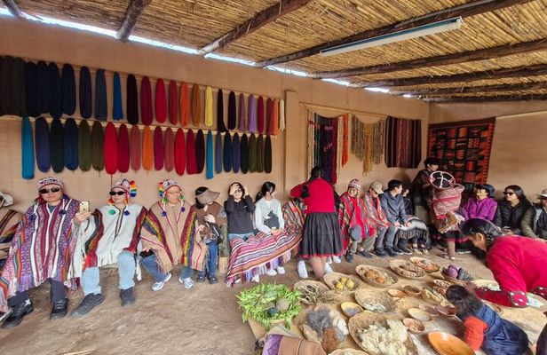 Visita Chincheros,Moray & Salineras 