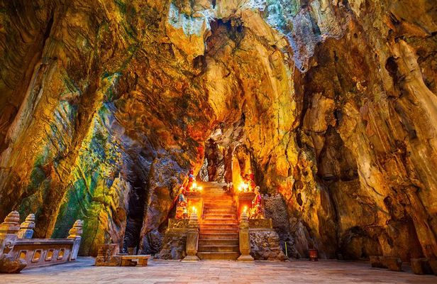 From Dawn to Dusk: Da Nang Private History and Cultural Tour