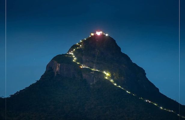 Adam’s Peak Night Hike Experience [One Day & ALL INCLUSIVE]