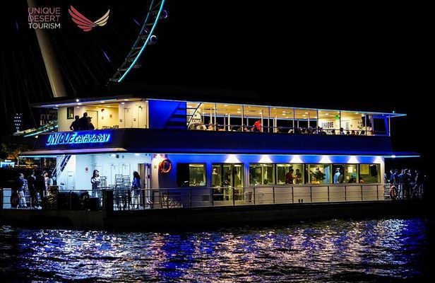 5 Star Luxury Catamaran Dinner Cruise in Dubai Marina