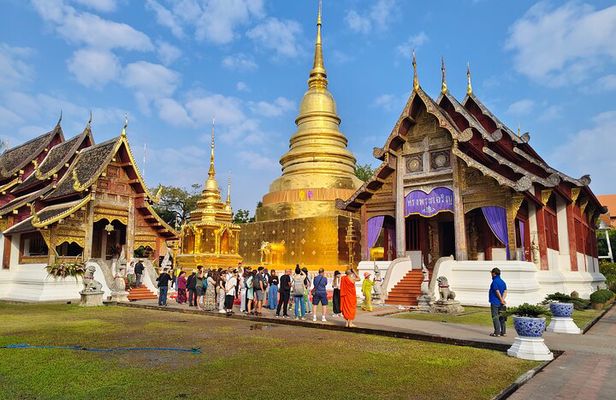 Chiang Mai Temples Visit Walking Tour with Ex-Monk Guide Part 1
