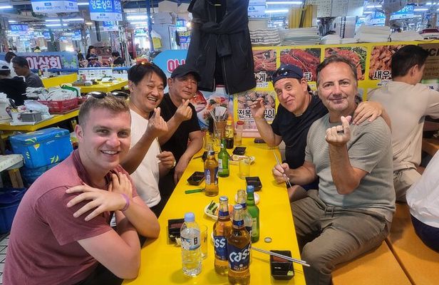Busan walking tour (Small group, Sweet pancake included)