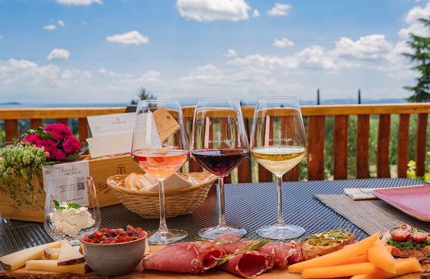Premium Tasting of Wines and Tuscan Flavours