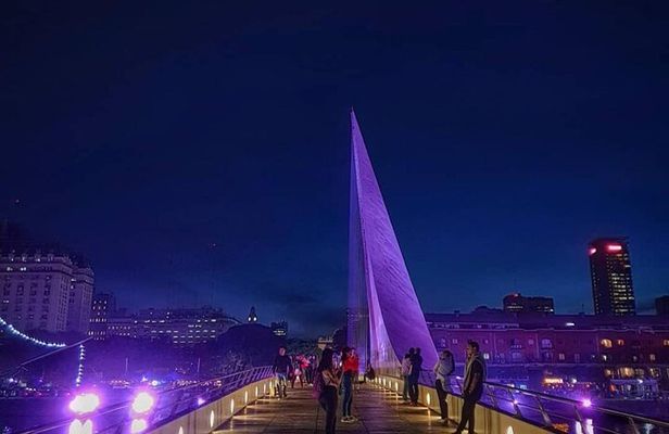 Night Experience in Buenos Aires with Local Guide