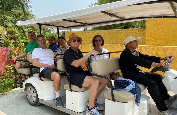 4 Days Tour in Central Vietnam with Tour Guide Grace